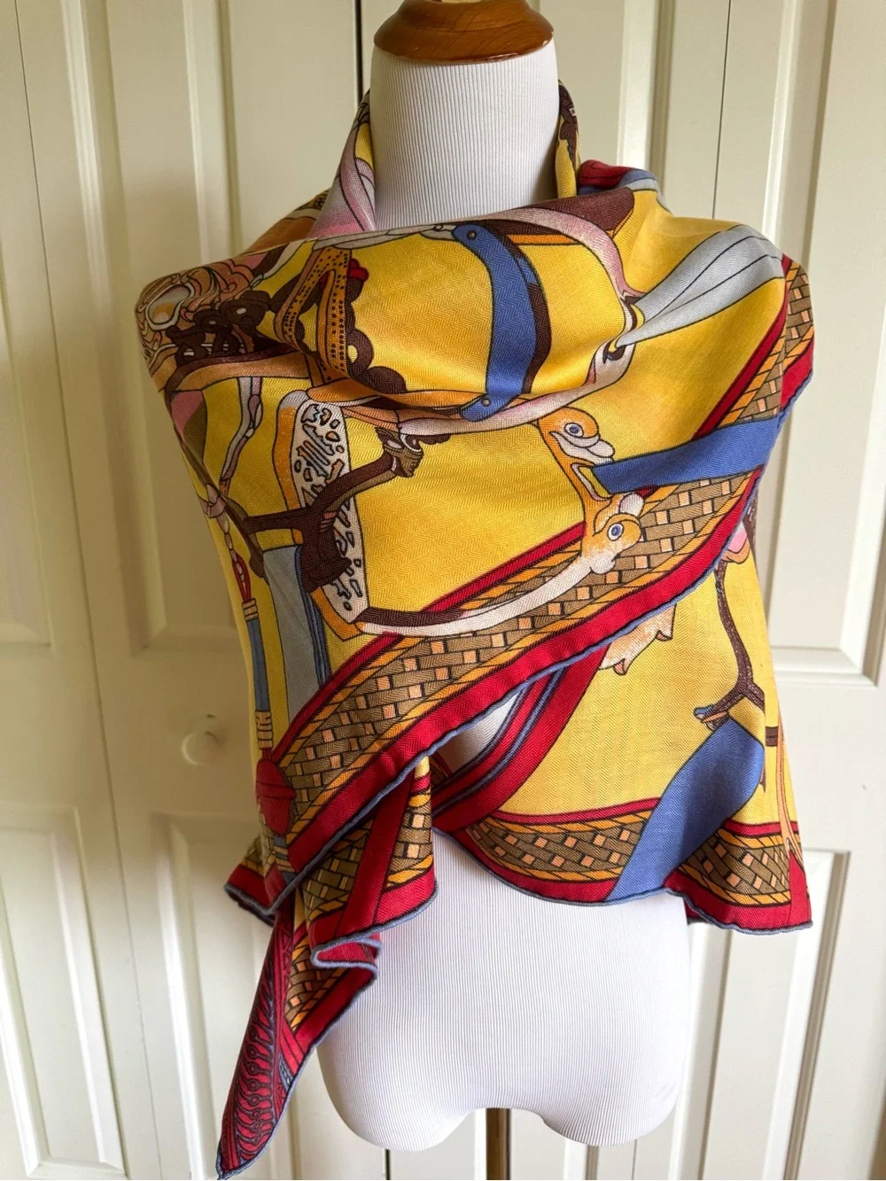 HERMES Yellow/Multicolor Cashmere/Silk Wrap Scarf 140